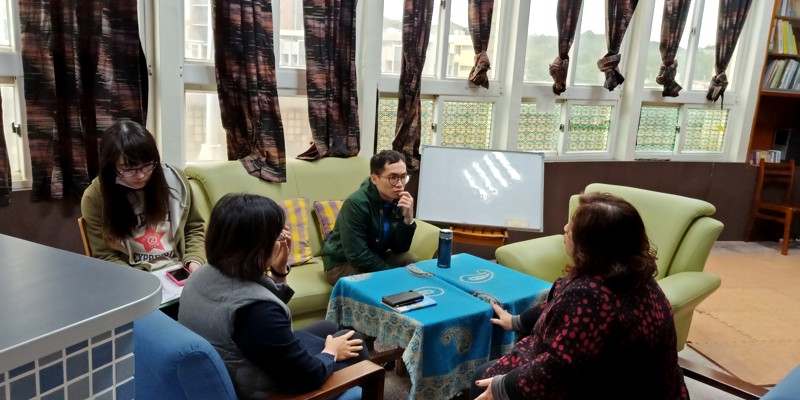 特教專業團隊進行教師諮詢、討論個案