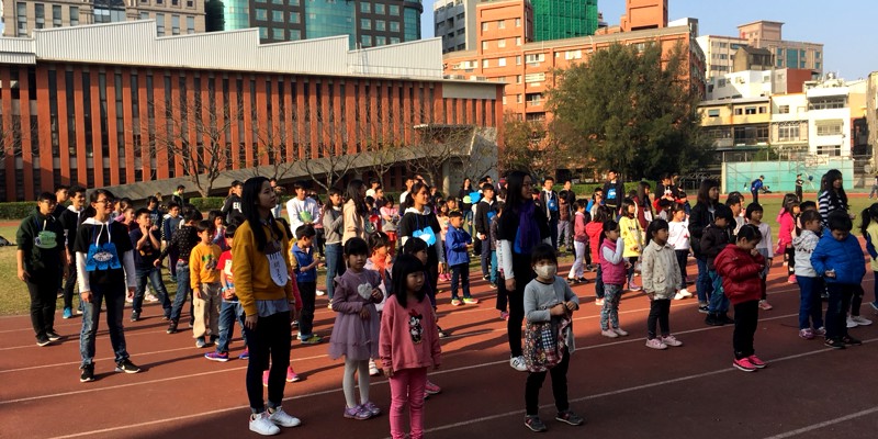 三民國小~竹苗校友會愛心無遠弗屆冬令營 1