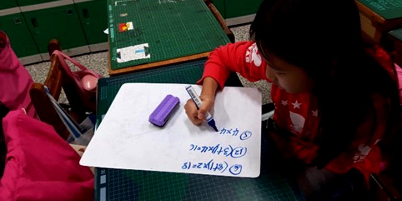 107學年度民富國小數學成長班上課寫真3
