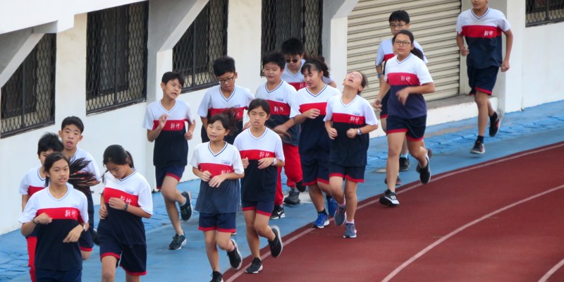 六年四班代表新竹國小參加全市大隊接力比賽獲得第五名佳績!!