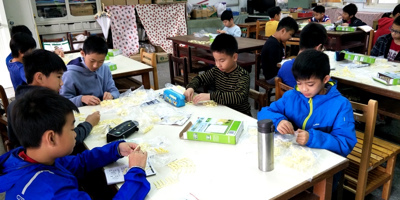 東園快樂週五晨光社團活動持續進行中4