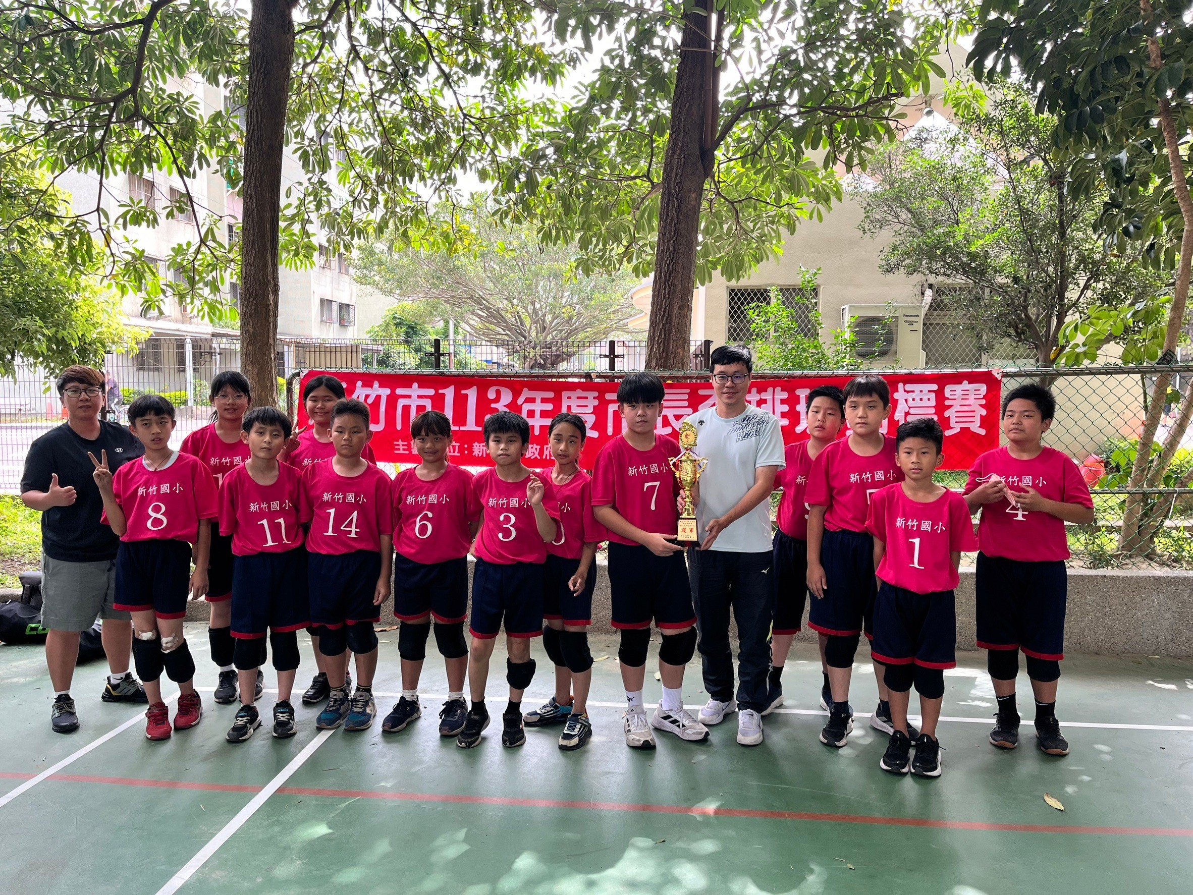 賀!113年新竹市市長盃排球賽五年級男生組殿軍活動照片