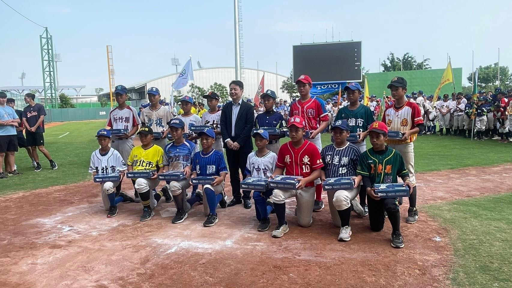 本校棒球隊入選TOT O盃新竹市代表隊，為市爭光。三民為你加油打氣👏👏👏活動照片