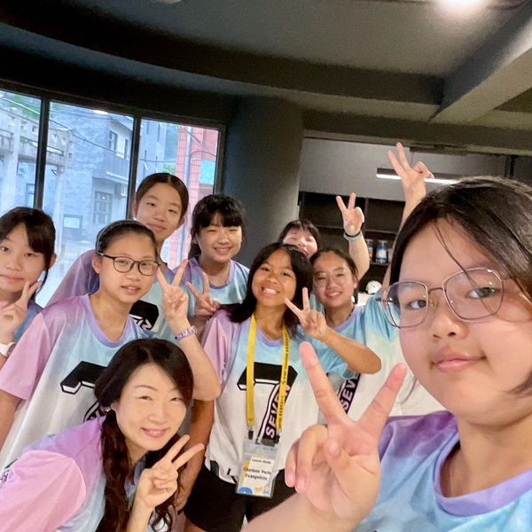 交換學生Charlene在建華國中的校園生活活動照片