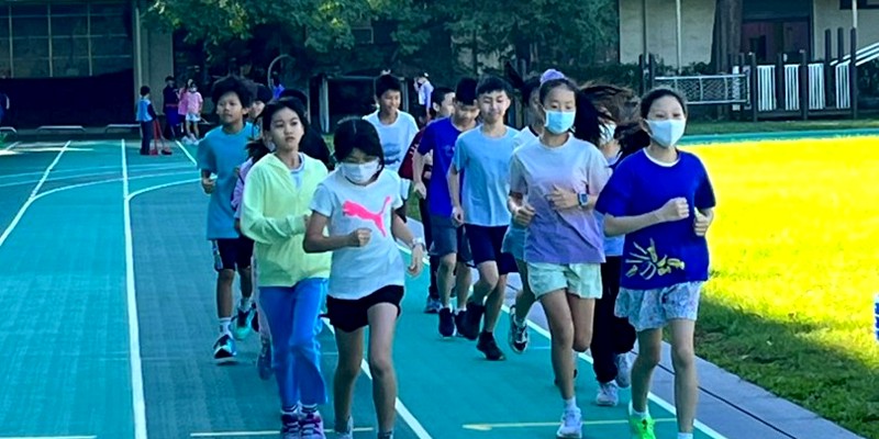 「百拾民富、傳承榮耀」114學年短距離賽跑排名賽暨班級一千六百公尺大隊接力競賽/體育活動 3