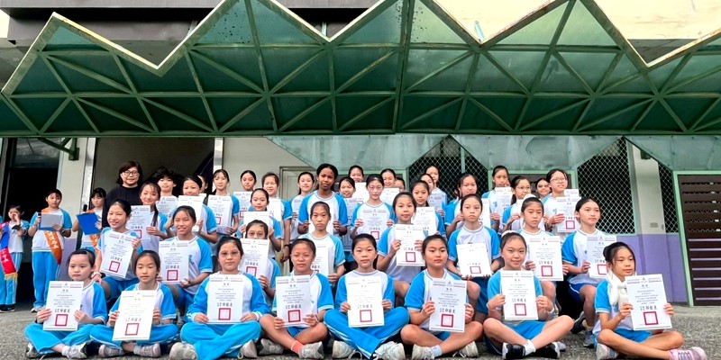 1141031民富兒童朝會～頒發市府獎狀感謝舞蹈班協助祭孔典禮