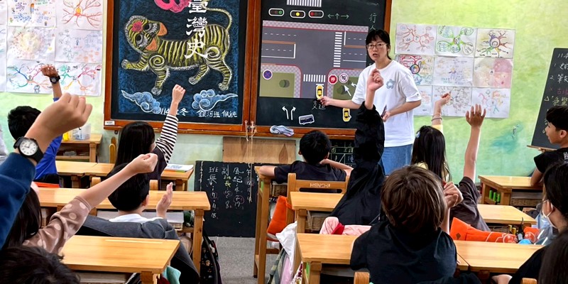 五年級交通安全教育，以反思與討論深化意識，為上路挑戰做好行前準備
