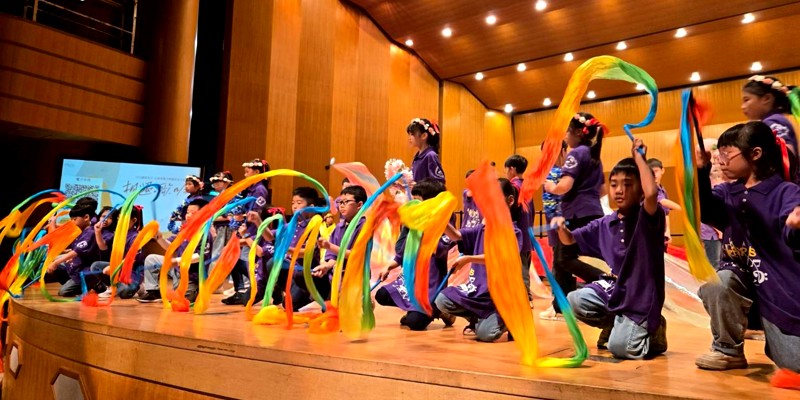 新竹國小音樂班攜手音樂小小班 展現音樂與身體律動的美學融合