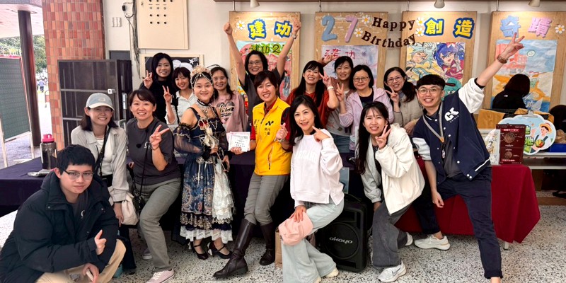 建功高中27週年校慶─書香與咖啡香交織，「一書一咖啡」邀您認捐百本好書挹注館藏