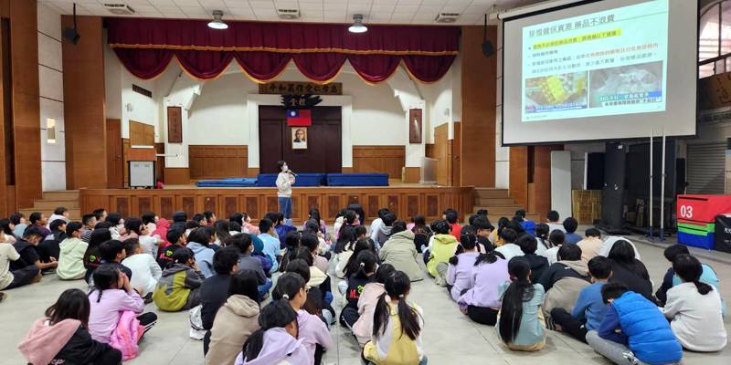 竹小辦理五年級正確用藥講座