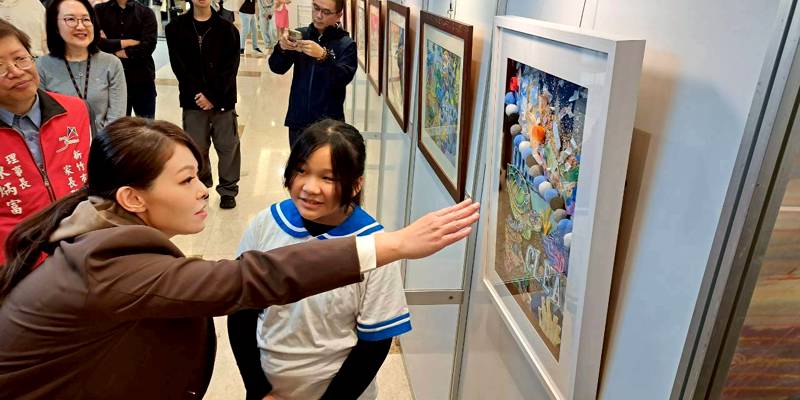 青草湖國小藝文成果再獲肯定 受邀參與新竹市十校藝術聯展展現創作能量