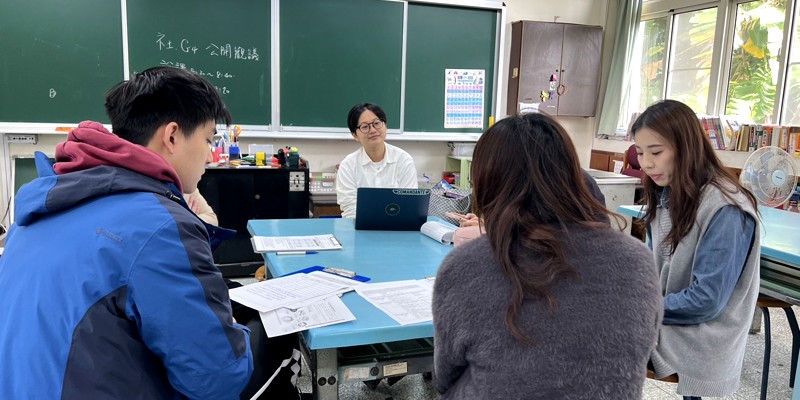 數位輔導團入校暨跨校社群交流－參與茄苳國小科技輔助飲食文化課程觀議課