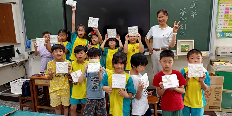 蓪草課程(1)：蓪草創作，認識生態與自然美