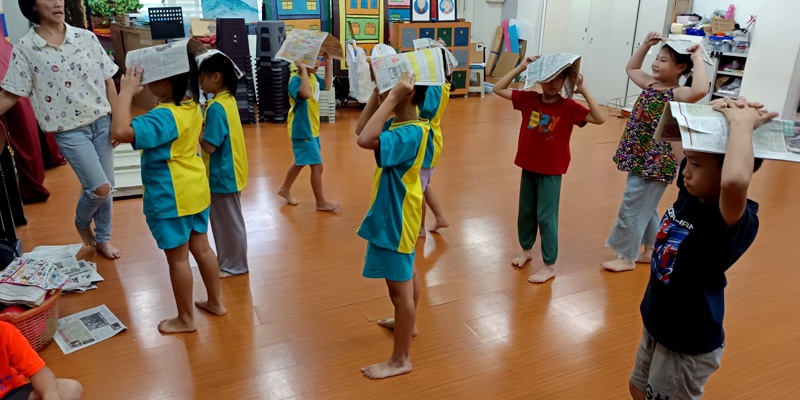 戲劇課程(2) — 報紙變變變，創意表演大冒險