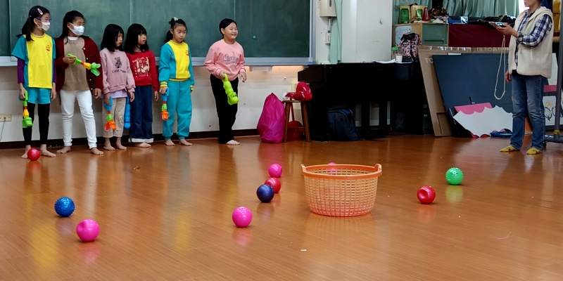 戲劇課程(3) — 動物吃果果與故事接龍，合作與創意大挑戰