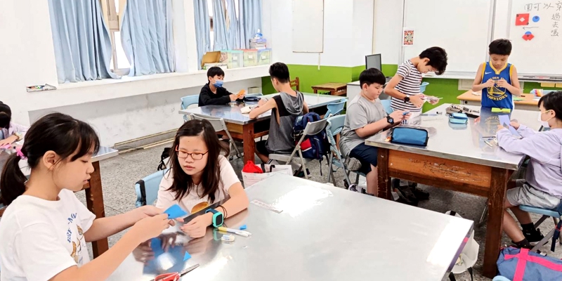 課後照顧服務八班-科學小實驗