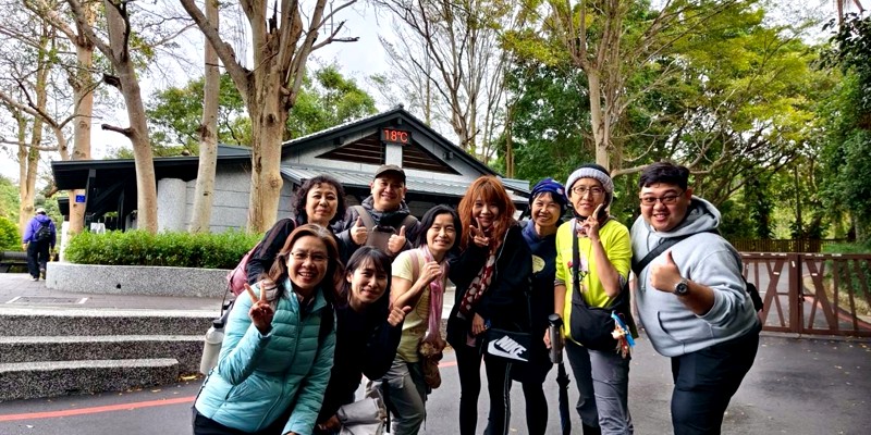 十八尖山，一起健行趣--三民國小教師研習數位學習與臺灣小百岳26大搜查(班級與家庭篇）