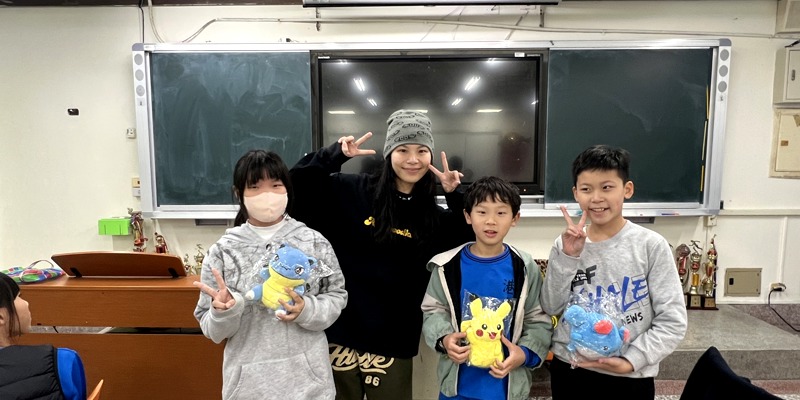 情境式數位音樂美語社成果發表