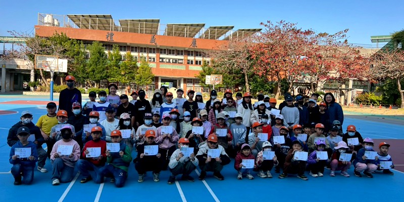 讓閱讀發光，恭賀本學期「閱讀小達人」得獎同學！