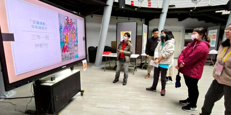 反毒與友善校園海報創作展　在地元素傳遞正向力量