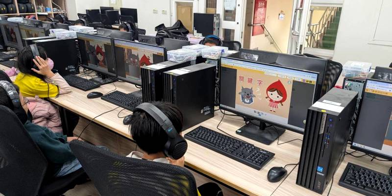 數位素養的循序漸進：陽光國小資訊課結合因材網，強化網路安全觀念