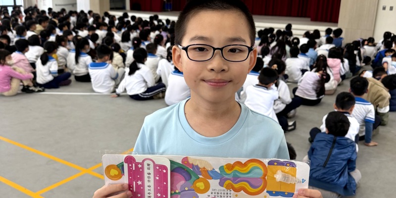 青草湖國小「數位公民」宣導，501仰樂同學勇於表現獲獎！