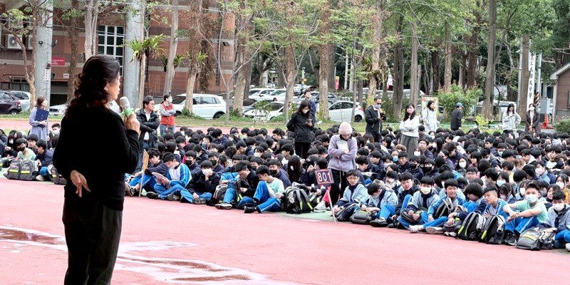 114學年第二學期三民國中辦理校園防災演練　建立師生正確防災觀念