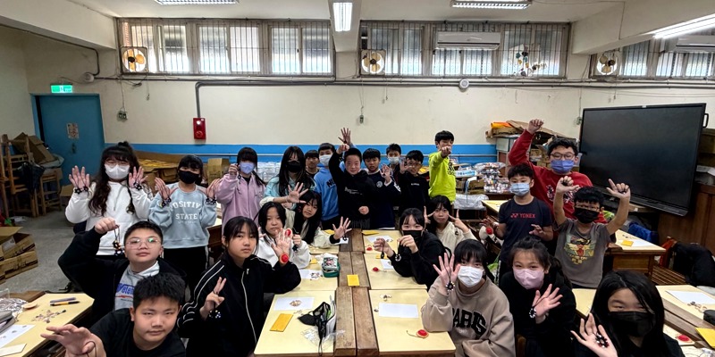 南寮國小六年級藝術課程｜藝術漫遊