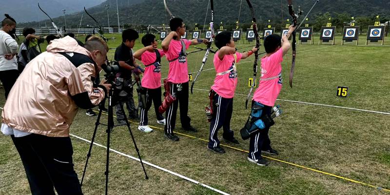 青草湖國小射箭隊初試啼聲 全國青年盃賽事勇奪個人第九名