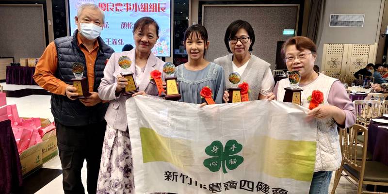 稻香傳承的溫暖守護：茄苳國小榮耀農民節，親師生共譜「金色歲月」