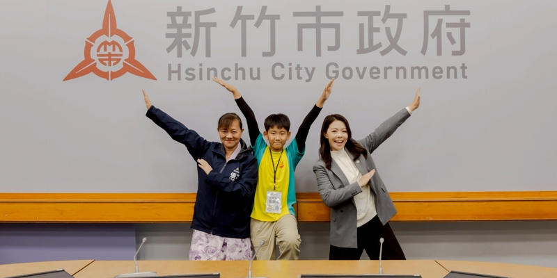 自己的節日自己決定！茄苳代表行使兒童參與權，前進市府與市長面對面決策