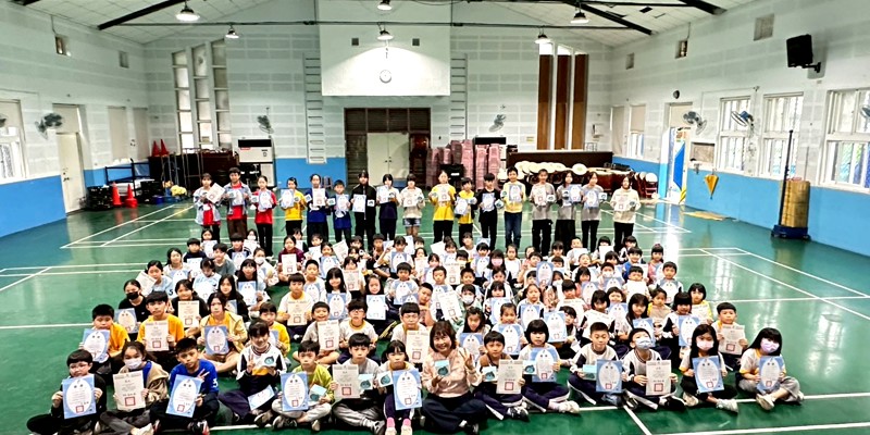 114學年度模範生領獎囉~