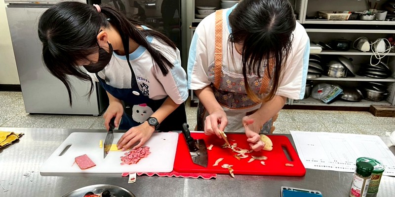 內湖國中114學年度第二學期技藝班(餐旅職群)第3次課程花絮分享