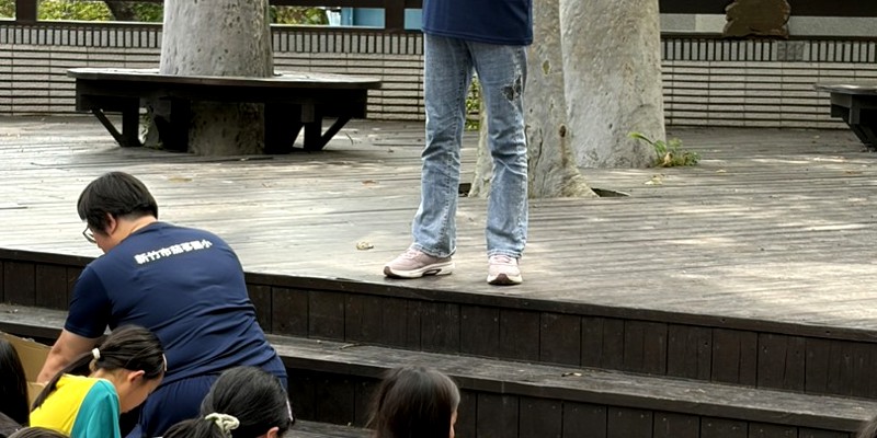 守護健康不「濕」手！感謝市府贈送兒童節禮「皮卡小方巾」助學童落實防疫