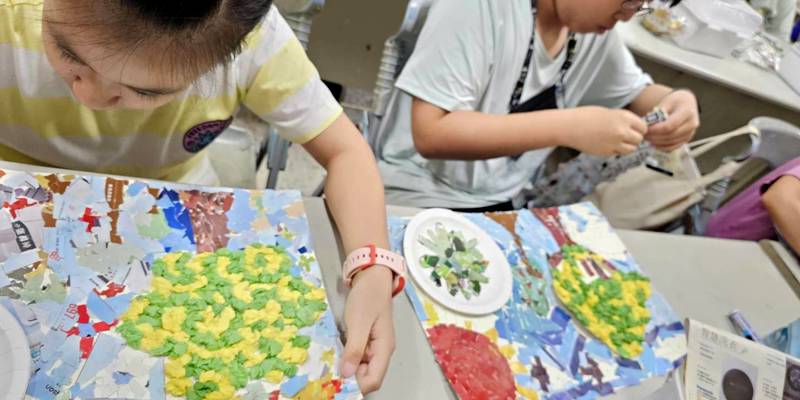 南寮國小藝術課程分享~四年級Make a collage