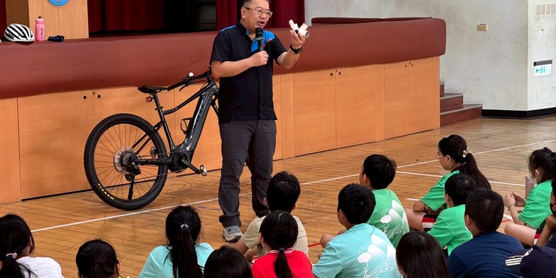 五年級自行車安全講座