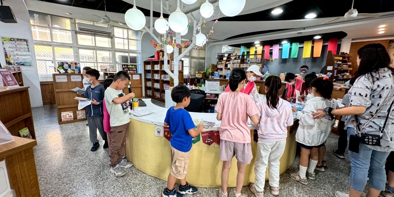 響應423世界閱讀日，南寮國小讀樂樂九宮格挑戰~今天正式開跑!!