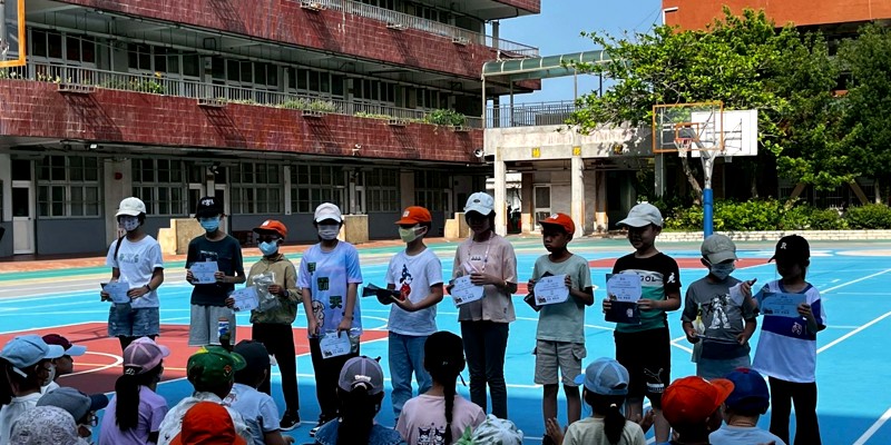 115年度新竹市家庭教育子職學習單「家族相簿舊照新拍」頒獎