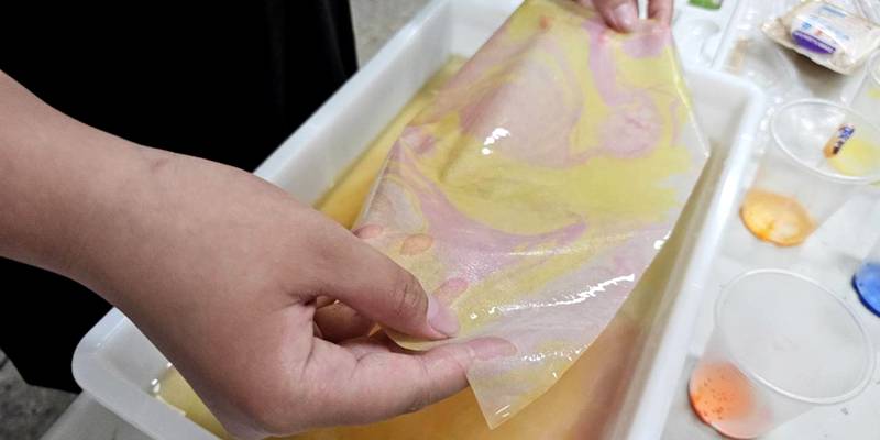 南寮國小藝術課程分享~四年級浮水畫課程