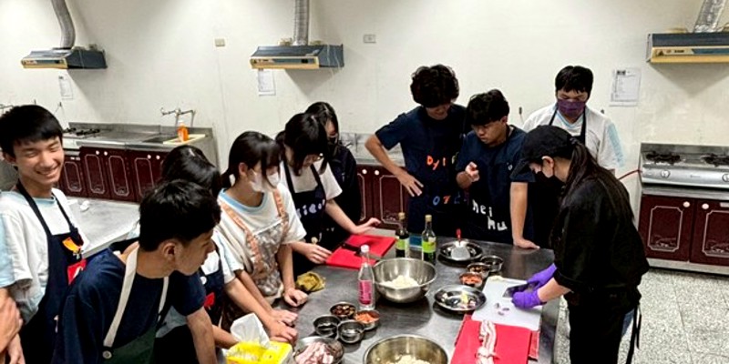 內湖國中114學年度第二學期技藝班(餐旅職群)第8次課程花絮分享