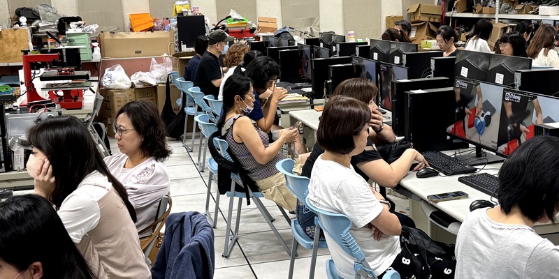 三民國小熱昇華轉印機教育工作坊   蔚為成功