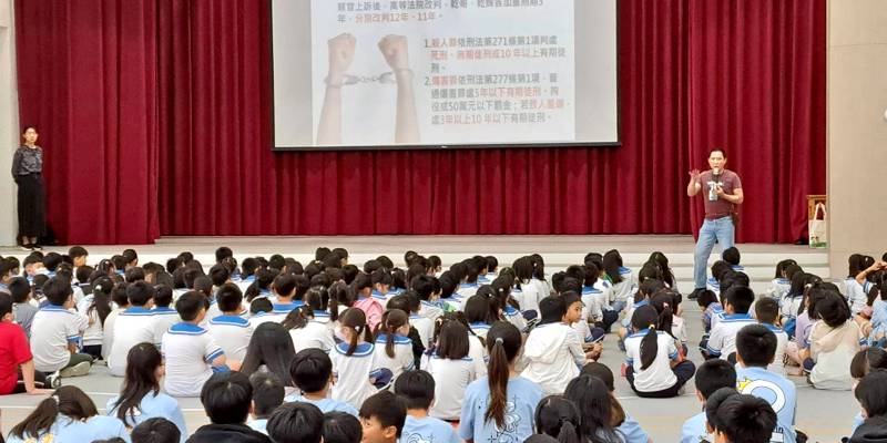 新竹地檢署觀護人  法治教育入校宣導