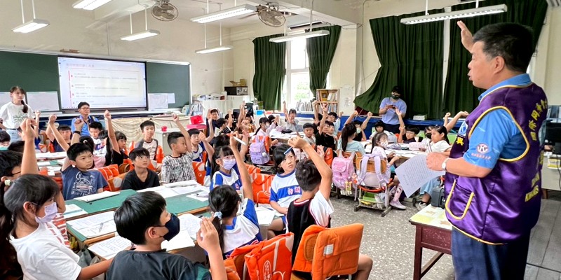 1150526內湖國小龍正宮在地廟宇文化課程