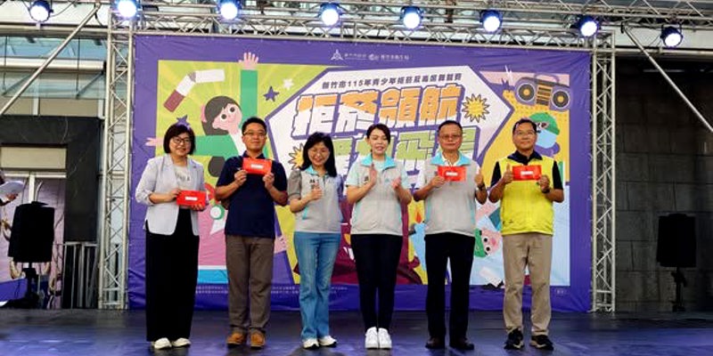民富國小喜獲「拒菸好棒棒暨食在好健康繪畫比賽」團體第一！