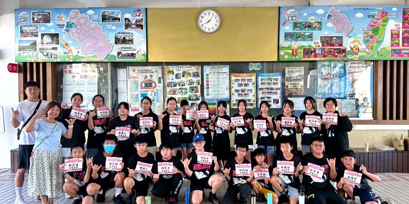 本校六年己班~熱血參與「2026新竹市畢業生路跑」活動