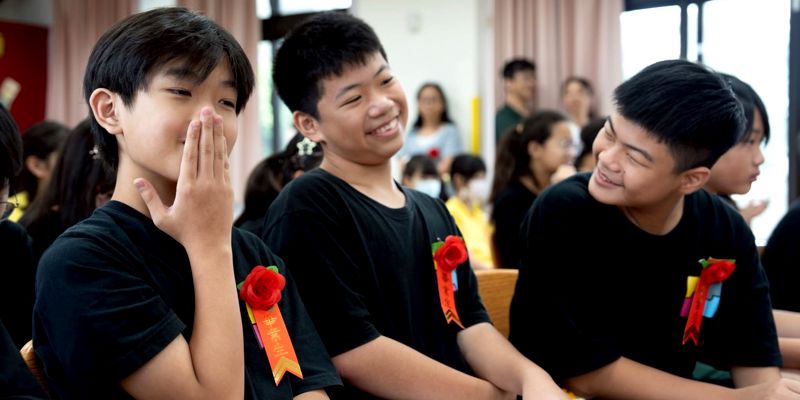 隘喲不錯喔……未來的路一點都不南」—南隘國小114學年度畢業典禮圓滿落幕