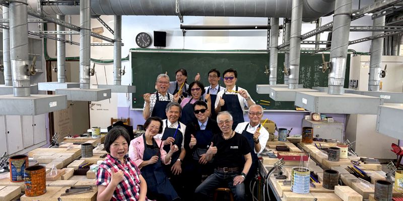 熾熱微光-退休校長們美感教育深度融合的琉璃珠饗宴