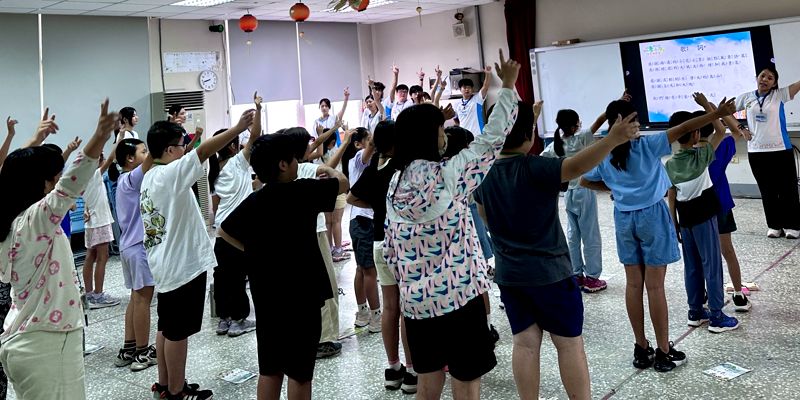 微孝小學「守護家點愛、幸福我有力、微孝向前行」