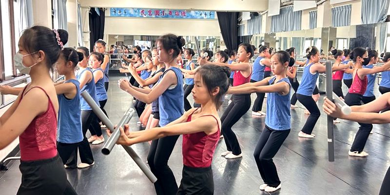 民富舞蹈班舞動敬師意　新竹孔廟六佾舞傳承文化之美