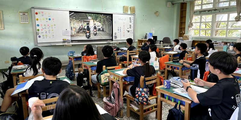 115.09.17交通安全-影片宣導-六年級